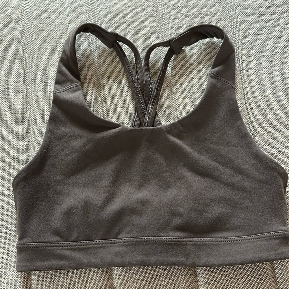 Old Navy strappy sports bra; powersoft; Size: S; mocha color; good condition